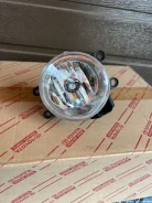 ��� ������� Toyota RAV4 2018-2023 8121047010, �������� ������ 8121047010 ����