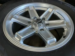 Weds Keeler. 8.0x17", 6x139.7, ET25 ����
