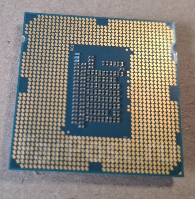 Intel Core i3-3240 ����