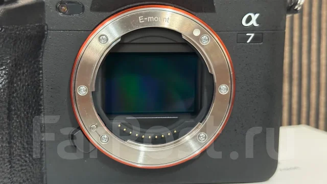 Sony Alpha ILCE-7 IV. 20 � ����� �� ����