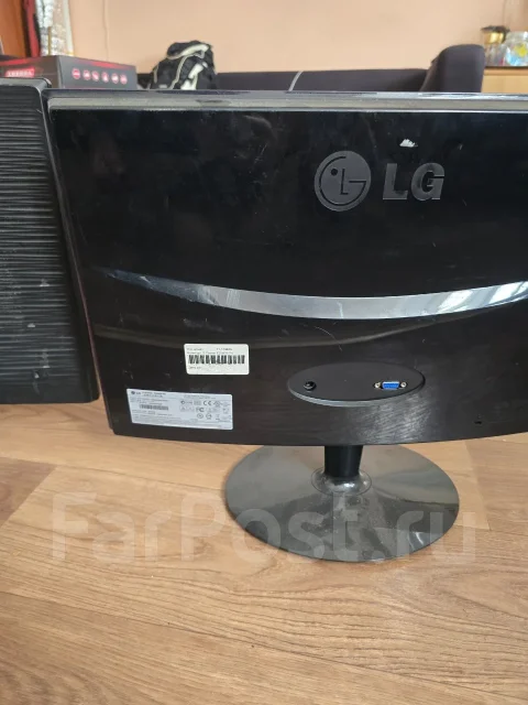 Acer. 15", ���������� �� (LCD, LED, QLED) ����