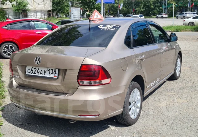 Volkswagen Polo. �������, ��������, 1.6 (105��.�.), ������, 323 280����. �� ����