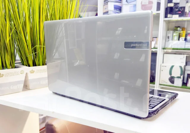 Packard Bell ����