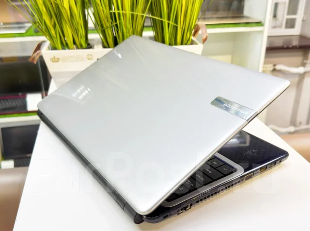 Packard Bell ����