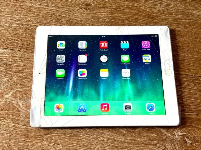 Apple iPad 3. 9.7 ������, ������ 16 �� ����
