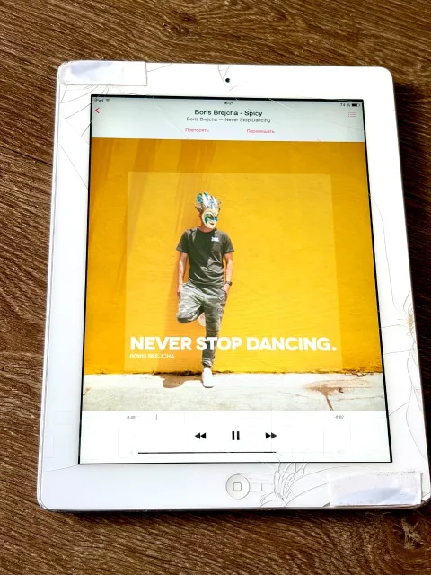 Apple iPad 3. 9.7 ������, ������ 16 �� ����