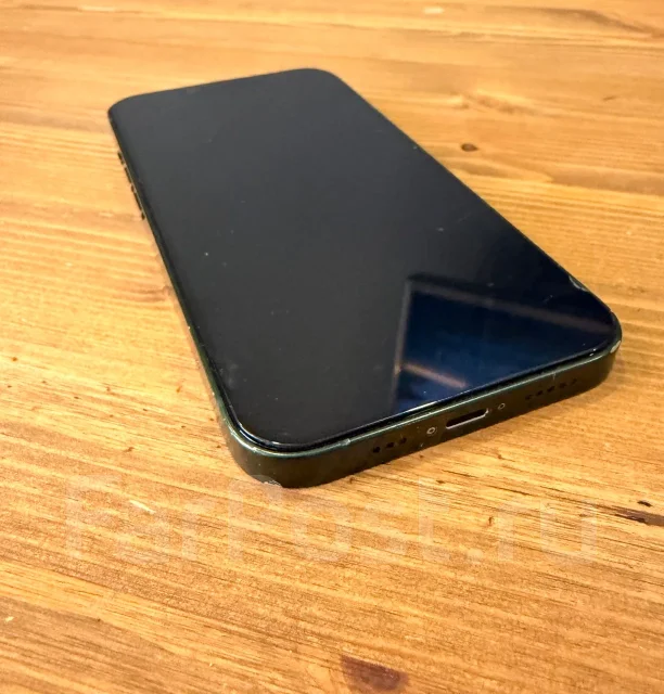 Apple iPhone 13. �/�, 128 ��, �������, 3G, 4G LTE, 5G, Dual-SIM, ����������, NFC, ������� �������, ������������ ������� ����