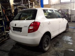 Skoda Fabia. 5J2, CGGB ����