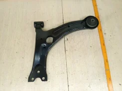 ����� Toyota Corolla Runx 2000-2004 ST4806812220 E120, �������� ������ ST4806812220 ����