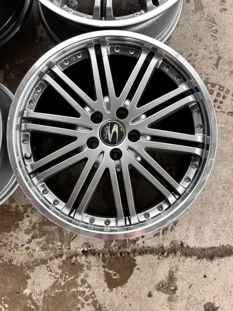 BADX S-Hold Regina Sport. 7.0x17", 5x100, ET48 ����
