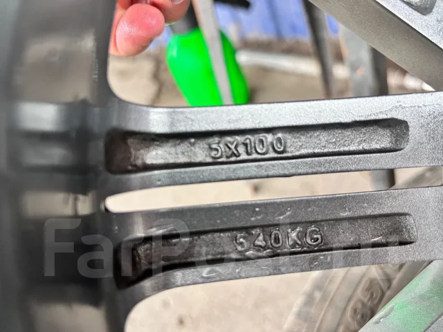 BADX S-Hold Regina Sport. 7.0x17", 5x100, ET48 ����
