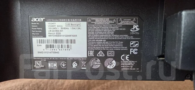 Acer. 24", ���������� OLED ����