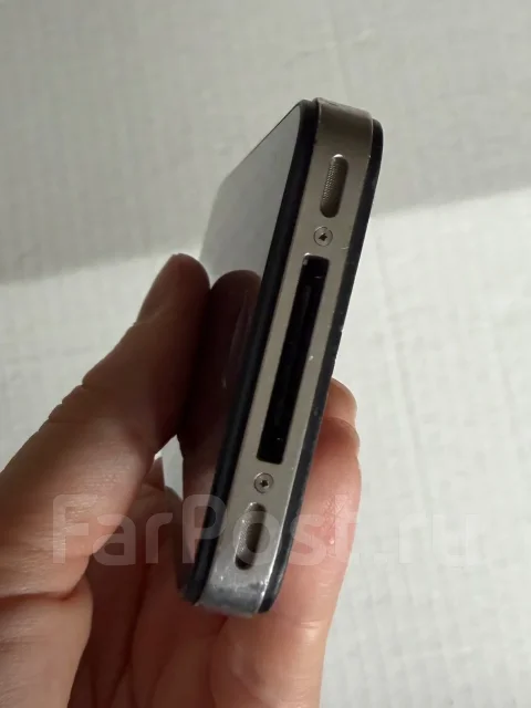 Apple iPhone 4. �/�, 32 ��, ������, 3G, 4G LTE ����