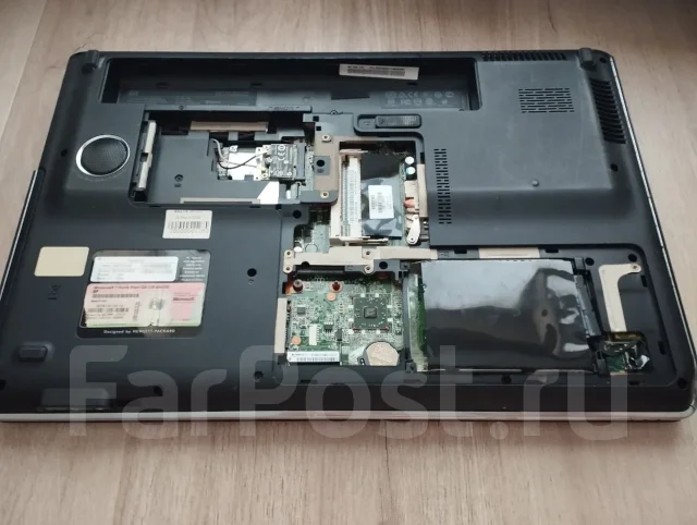 HP Pavilion dv7-3129er. 17.3", 2,4����, ��� 4 ��, ���� 10���, WiFi: 1, Bluetooth: 1, ����������� �� 2��. ����
