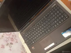 Asus K53U. 15.6", ��� 6 ��, WiFi: 1, Bluetooth: 1 ����