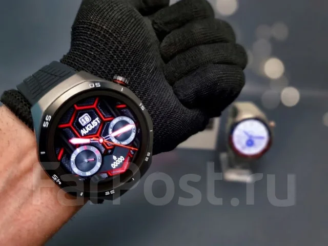 WearFit. GPS, NFC, IP67 ����