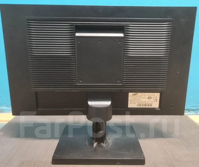 Samsung. 21.5", ���������� �� (LCD, LED, QLED) ����