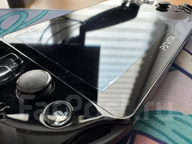 Sony PlayStation Vita ����