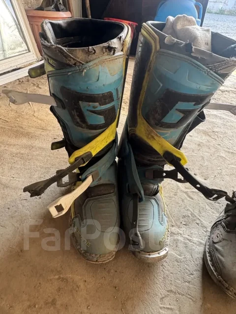 Regulmoto Holeshot. 300����. ��., ��������, ���������, ������ �� �� ����