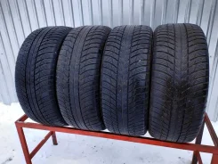 Bridgestone Blizzak LM-001