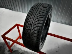 Goodyear Vector 4Seasons Gen-2