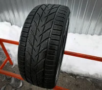 Toyo Snowprox S953