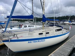 �������� ���� Albin Vega 27. ����� 8,25��., 1978 ��� ����