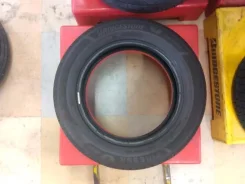 Bridgestone Finessa HB01
