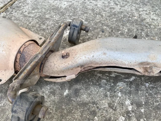 ��������� Mitsubishi Lancer 9 2005 MN156051 ����