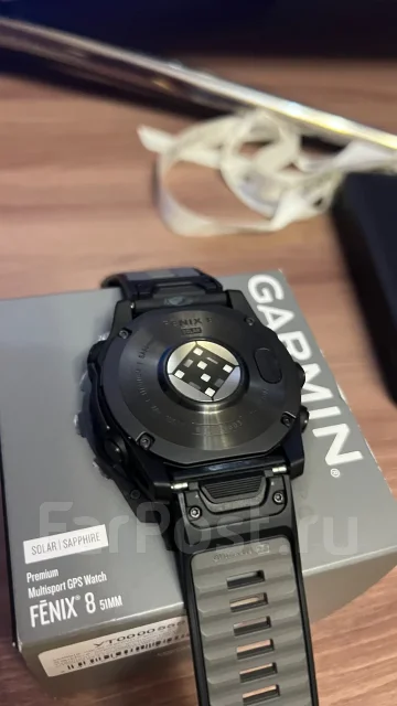 Garmin Fenix 8. GPS, NFC, IP67, IP68 ����