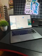 Apple MacBook Pro 13 2020. 13.3", 1,4����, ��� 8 ��, ���� 256���, WiFi: 1, Bluetooth: 1, ����������� �� 4��. ����