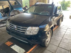 Renault Duster. HSM, F4R ����