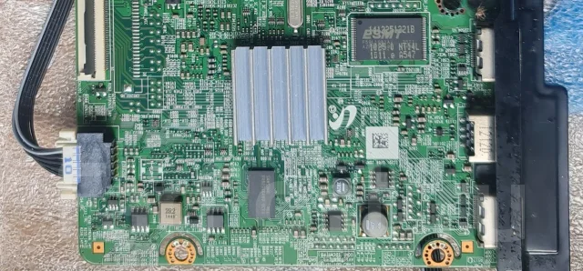 Samsung UE32H5000. LED ����