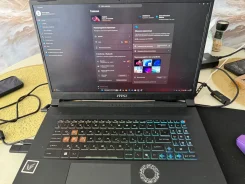MSI Katana 17 HX B14WFK. 17.3", 2,4����, ��� 16 ��, ���� 1 000���, WiFi: 1, Bluetooth: 1, ����������� �� 15��. ����