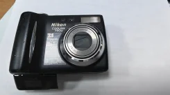 Nikon Coolpix 7900. 7 - 7.9 ��, ���: 3� ����