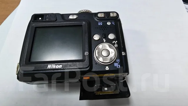 Nikon Coolpix 7900. 7 - 7.9 ��, ���: 3� ����