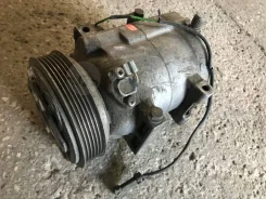 ���������� ������������ Audi 100 4A0260805C C4 2.3 4A0260805C ����