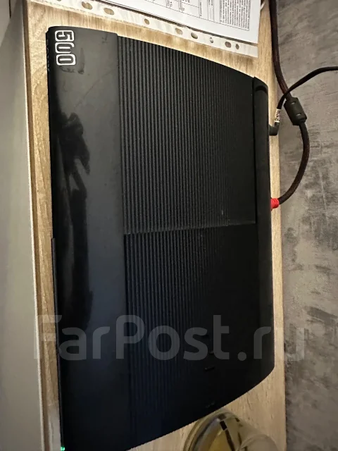 Sony PlayStation 3 Super Slim ����