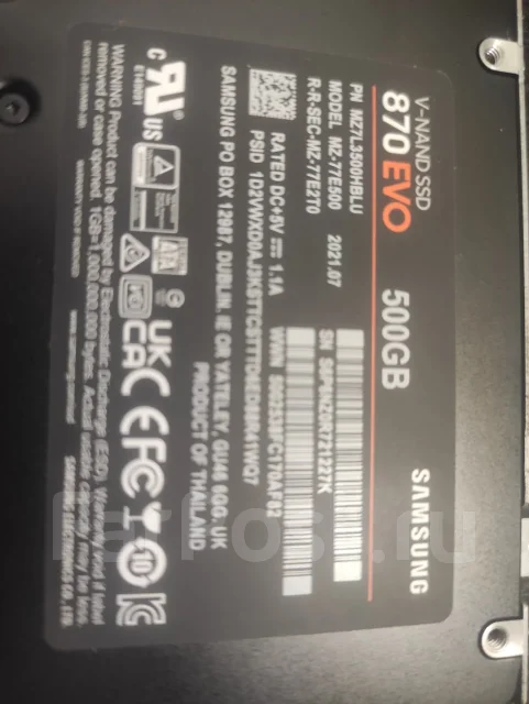 HP 15. 15.6", 2,2����, ��� 6 ��, ���� 500���, WiFi: 1, Bluetooth: 1, ����������� �� 4��. ����
