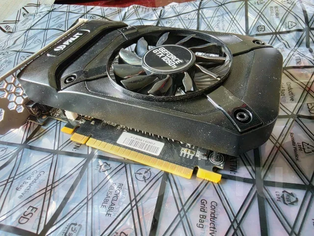 GeForce GTX 1050 Ti ����