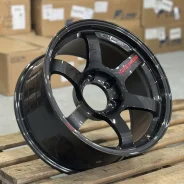 RAYS Volk Racing TE37 Saga