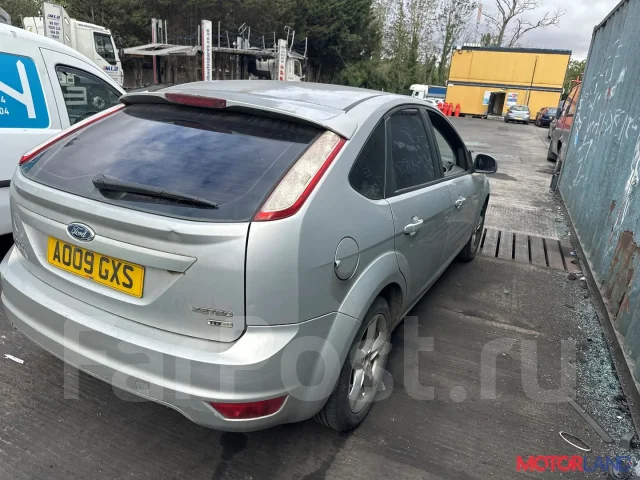 ������� Ford Focus 2 2008-2011 21420721 2109635 ����