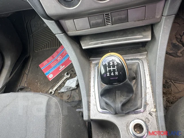 ������� Ford Focus 2 2008-2011 21420721 2109635 ����