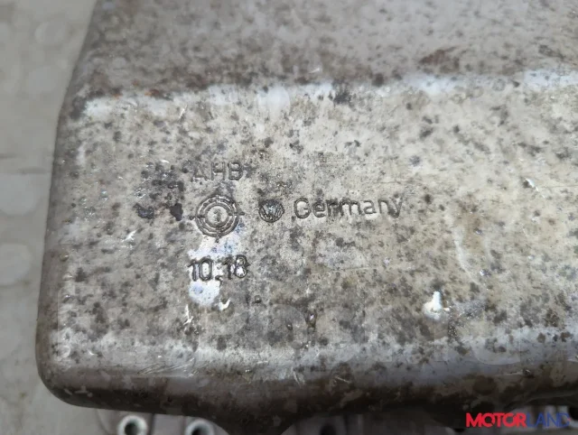 ������ Audi A3 (8L) 1996-2003 21415070 038103603N ����