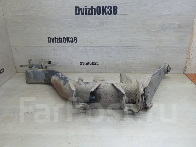 ����� �������� ������ ����� Honda Stream RN8+ 52371-SMA-040 ����