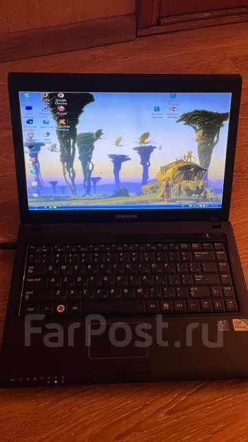 Samsung. 14", 216����, ���� 149���, WiFi: 1, Bluetooth: 1, ����������� �� 2��. ����