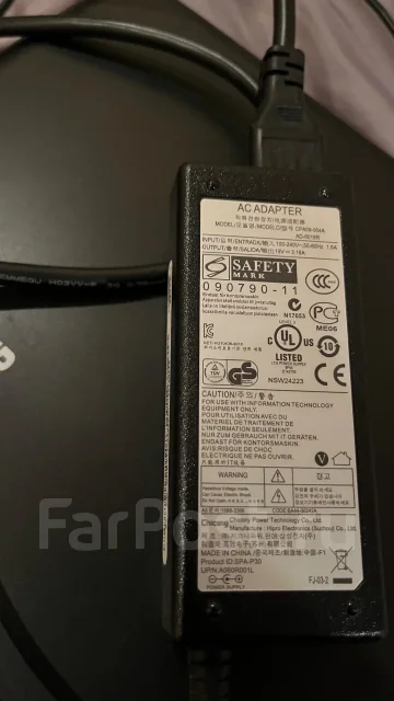 Samsung. 14", 216����, ���� 149���, WiFi: 1, Bluetooth: 1, ����������� �� 2��. ����