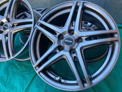 Hot Stuff Waren. 7.0x17", 5x114.3, ET48, �� 73,1���. ����
