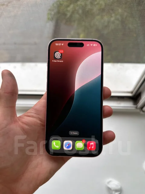 Apple iPhone 15. �/�, 128 ��, �������, 3G, 4G LTE, eSIM, ������� �������, ������������ ������� ����