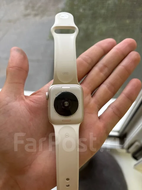 Apple Watch SE. GPS, NFC, SIM-�����, IP67, IP68 ����